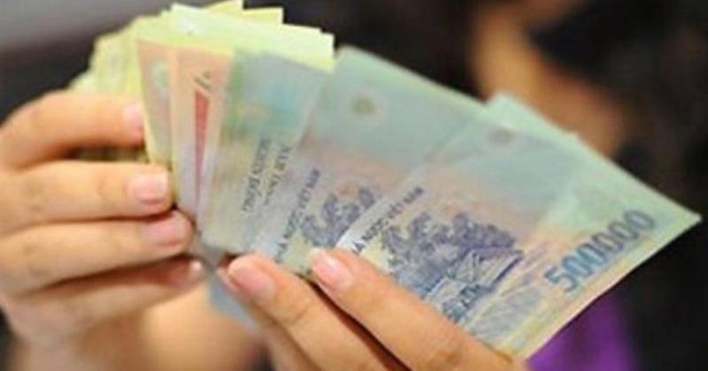 Minh họa khoản tiền trợ cấp thôi việc được chi trả cho người lao động khi chấm dứt hợp đồng lao động