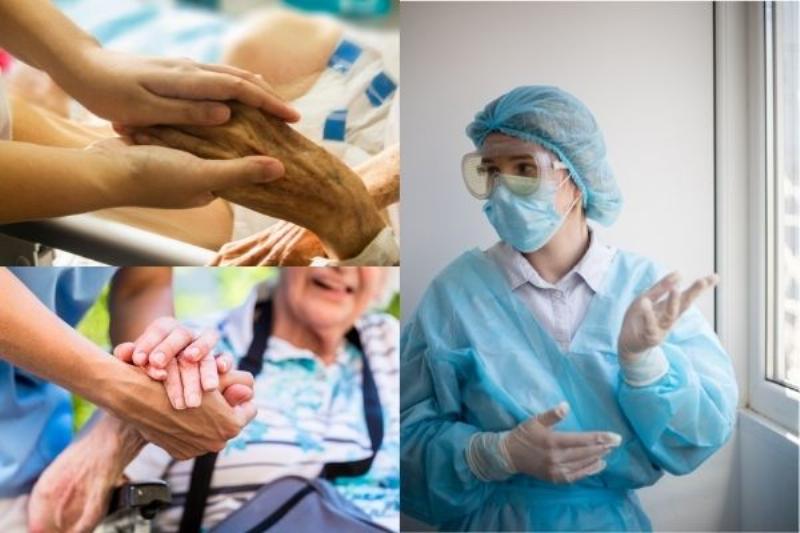 Một người điều dưỡng đang trò chuyện ân cần với bệnh nhân lớn tuổi, thể hiện kỹ năng giao tiếp tốt và sự thanh lịch trong ứng xử