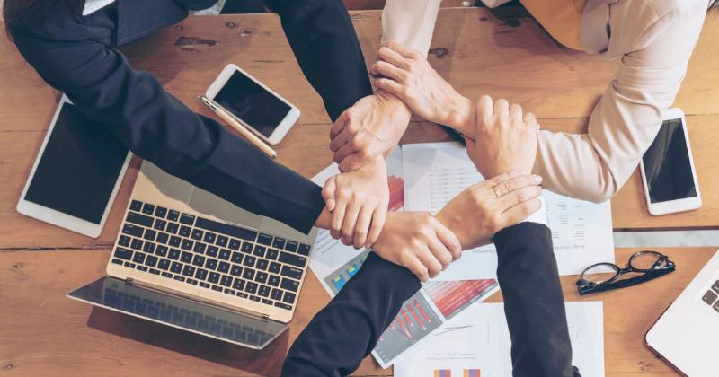 Tầm quan trọng của việc lập dự án kinh doanh quán bar một cách chuyên nghiệp và bài bản giúp định hình tương lai kinh doanh.