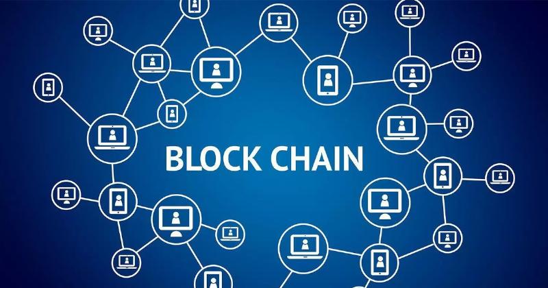 Hình ảnh minh họa một mạng lưới các điểm kết nối (node) tượng trưng cho con người hoặc tổ chức, với các đường liên kết giữa chúng, thể hiện sức mạnh của networking trong việc tìm kiếm cơ hội sau khi tốt nghiệp, giải đáp what are you going to do after graduation