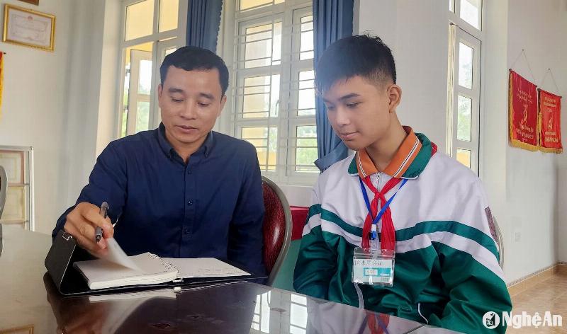 Hình ảnh minh họa sự kết nối giữa giáo dục và xã hội tại Việt Nam khi tìm hiểu xã hội học giáo dục Lê Ngọc Hùng